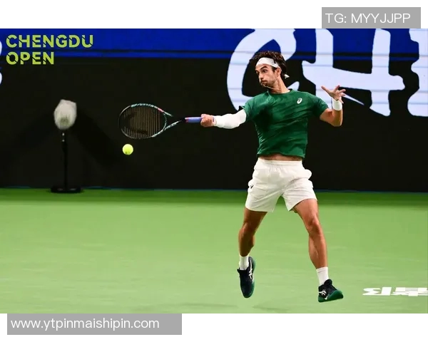 成都网球队进攻策略揭秘：深度解析网球技术与战术的完美结合