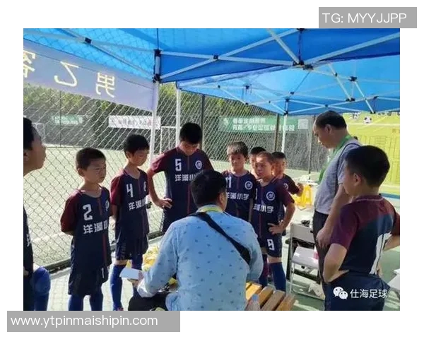 杭州足球队的运营成败分析与未来发展展望 杭州足球队的运营成败分析与未来发展展望